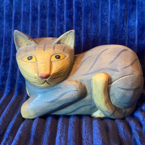 Source Unknown Other - Hardcarved Cat Wooden Sculpture